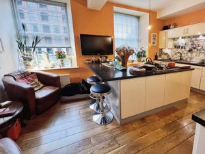 Kitchen- click for photo gallery